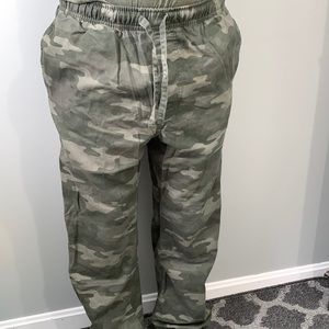 Camo print lounge pants
